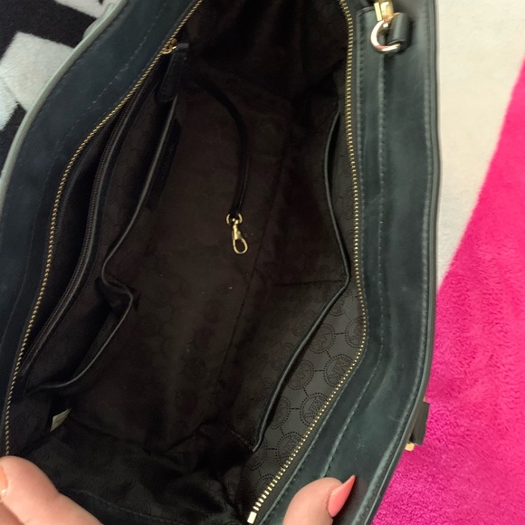 Beautiful Quilted Michael Kors Selma Satchel - Picture 3 of 8